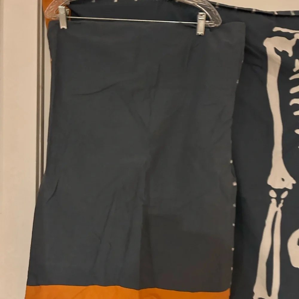 Skeleton twin duvet cover with pillow case